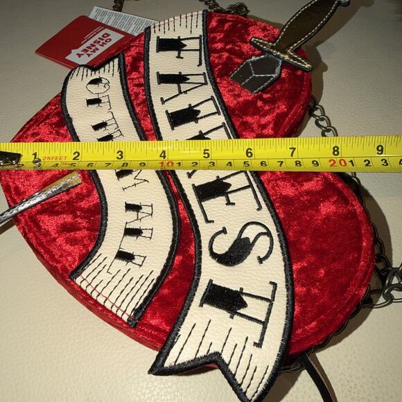 Disney Snow White "Fairest Of Them All" CrossBody Bag, Oh My Disney Red Heart - Picture 7 of 8